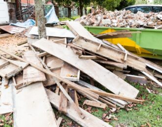 benefits of hiring a professional rubbish removal company